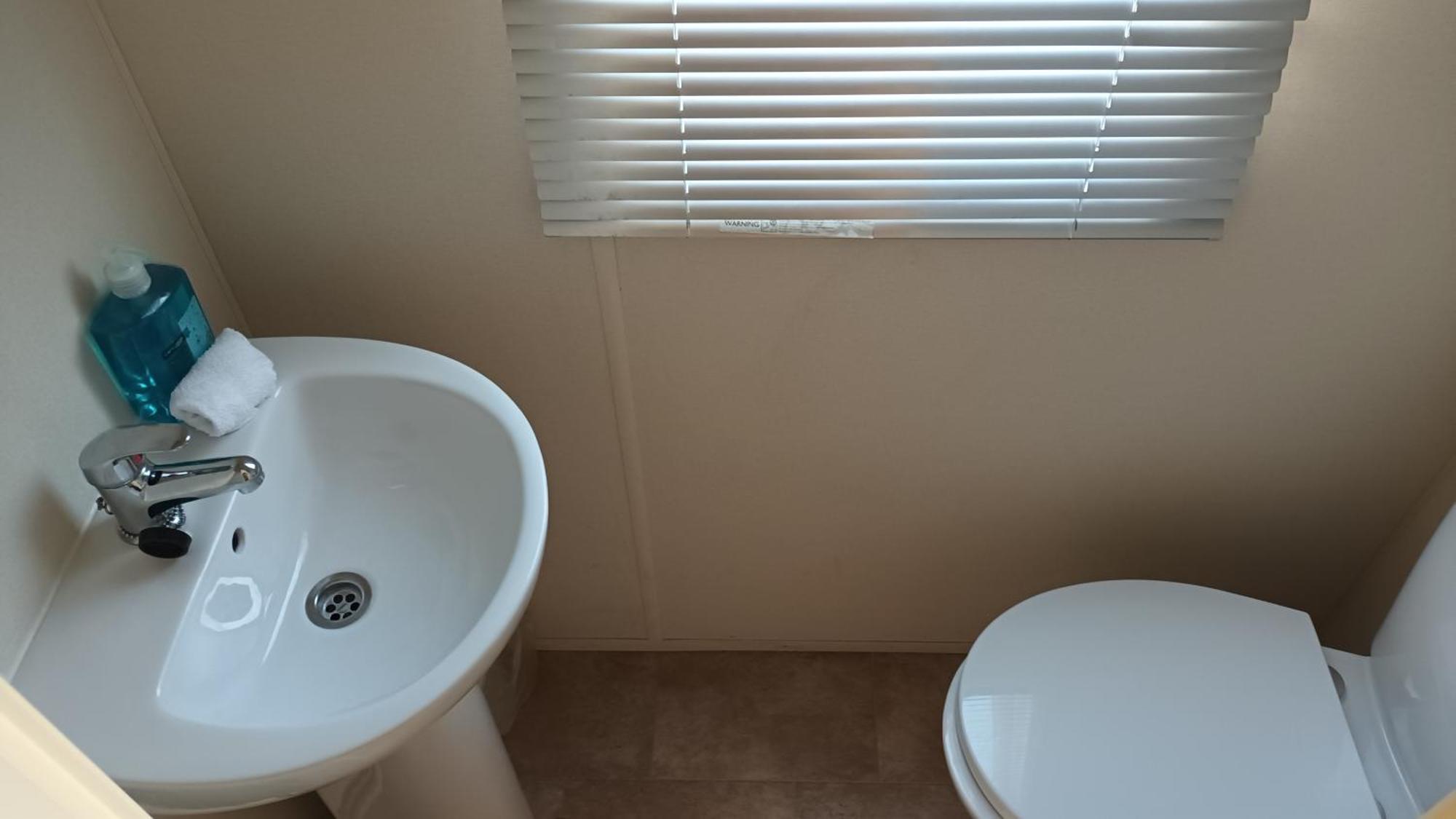 Hotel Butlins Minehead Caravan 120 River Cove Passes Included Extérieur photo